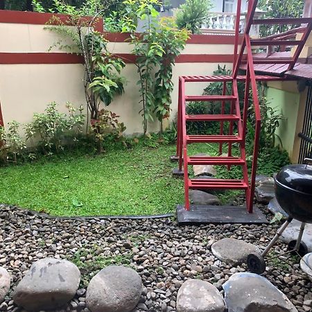 Guest House Sakura F3 Bogor Exteriér fotografie