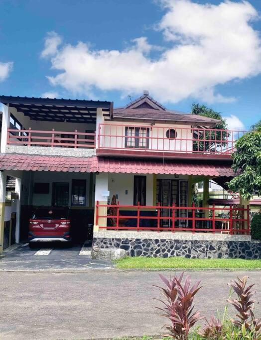 Guest House Sakura F3 Bogor Exteriér fotografie